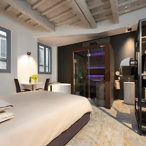 Appartement F1rst Apartment&spa, Florence
