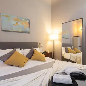 Appartement Tornabuoni - In Old Town Center, Florence